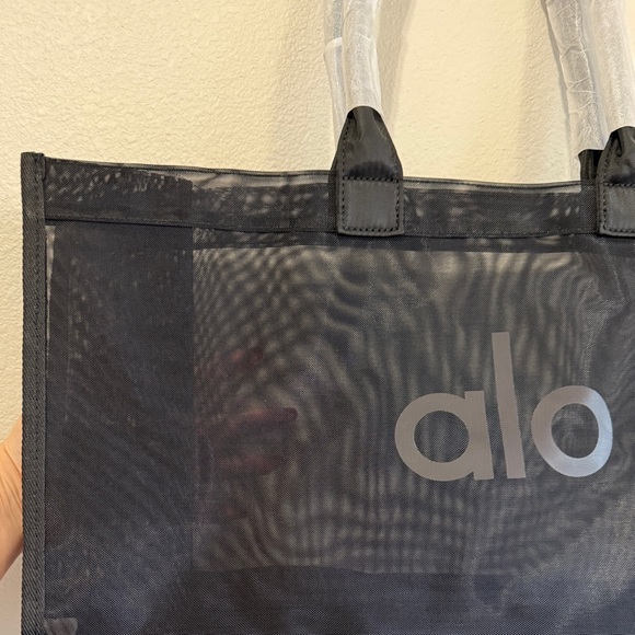 NEW ALO Yoga Black Sheer Sport Tote Bag Purse - Picture 7 of 8